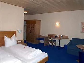 Waldblick Hotel 3*